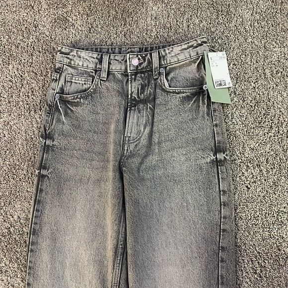 H&M Light Washed Black Jeans Straight legged - Picture 1 of 5